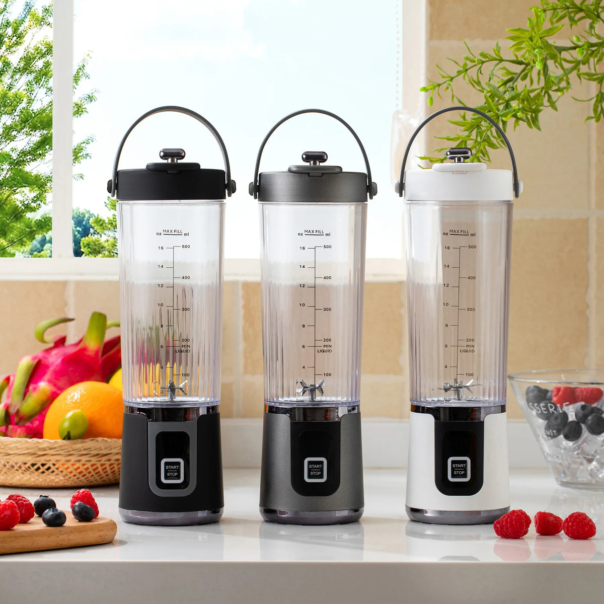 Portable blender USB charging port